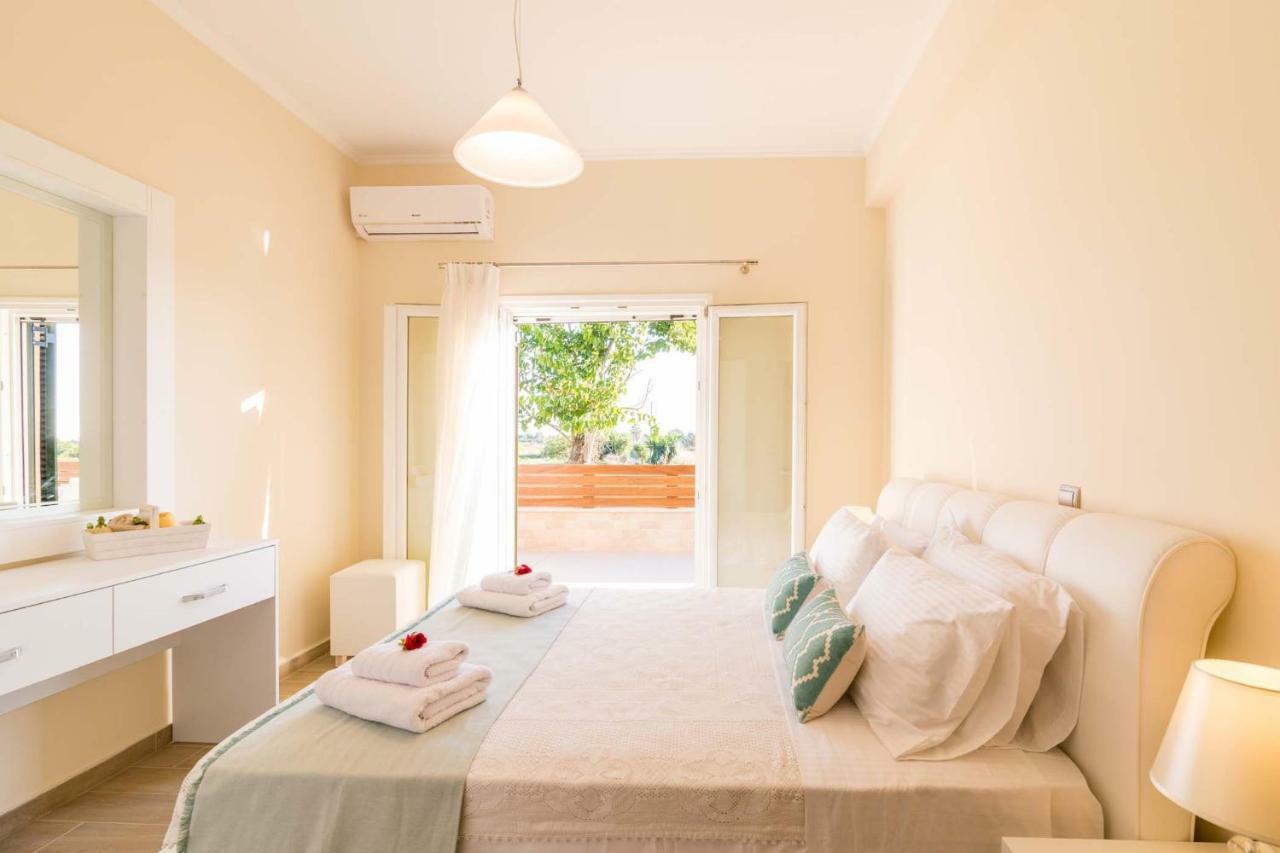 Línia Villa Nissos מראה חיצוני תמונה